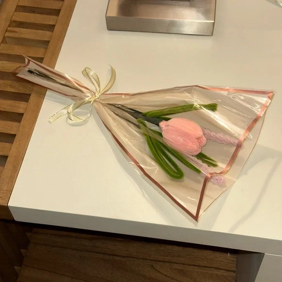 Pink Tulip Flower Bouquet - Picture 3 of 4